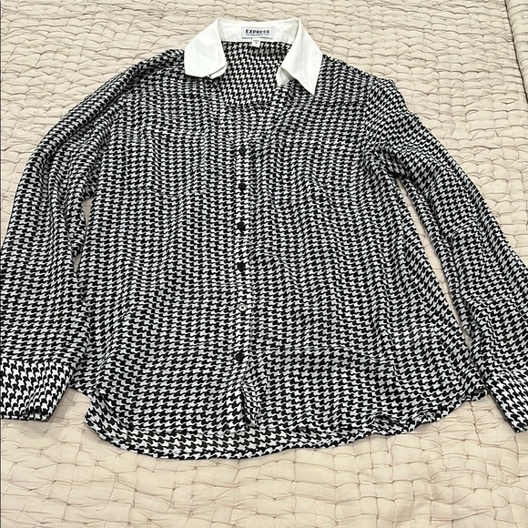 Express Tops - Express Black and White Houndstooth Women’s Shirt
